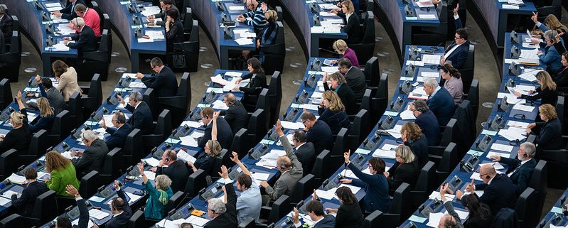 Una sessione di voto al parlamento europeo. Foto: European Parliament Attribution-NonCommercial-NoDerivs 2.0 Generic (CC BY-NC-ND 2.0)