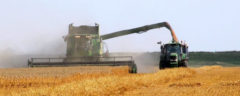 Over the past 60 years, the average weight of harvesters has increased 10-fold with a major impact on soil ecosystem functions. Photo: Dan Davison Attribution 2.0 Generic (CC BY 2.0)