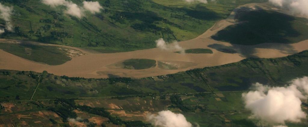 In the state of Assan in northeastern India, erosion affects nearly 300 square kilometers of topsoil, or 31 percent of the total. Photo: Akarsh Simha CC BY-SA 2.0 DEED Attribution-ShareAlike 2.0 Generic