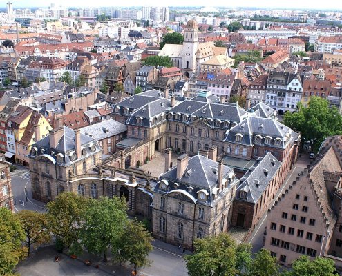 A Strasburgo sono in atto da tempo inizitive di de-sealing del suolo nell'ambito di un programma di azzeramento dell'impermeabilizzazione netta. Foto: Ralph Hammann - Wikimedia Commons CC BY-SA 4.0 DEED Attribution-ShareAlike 4.0 International