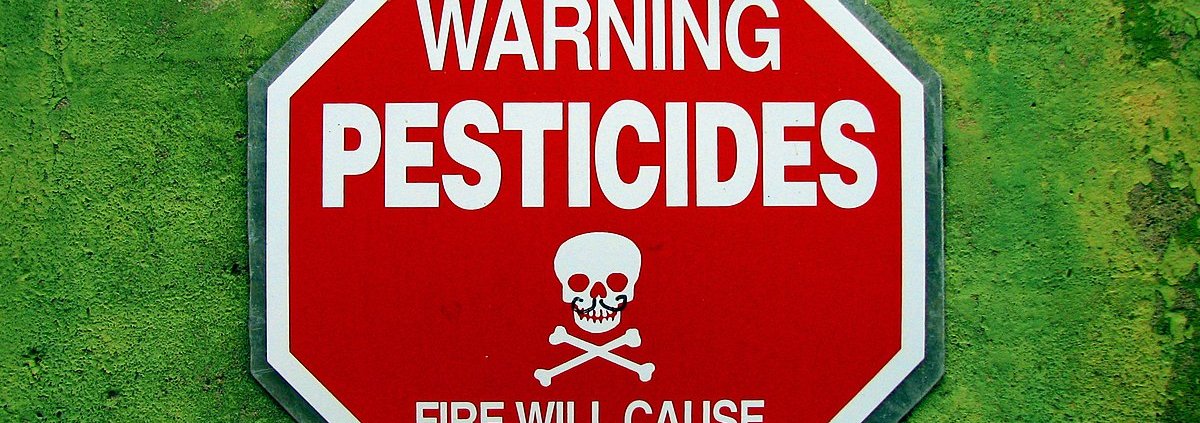 14% of all active ingredients in US pesticides are classified as PFAS, a compound type that poses a danger to the environment and human health. Photo: CGP Grey Attribution 2.0 Generic CC BY 2.0 Deed