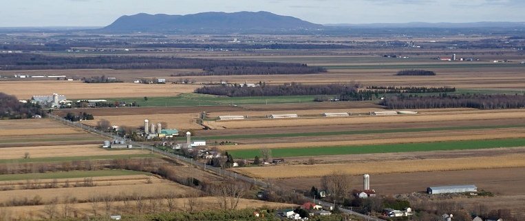 Il rapido degrado dei suoli organici sta interessando sempre di più la Montérégie, una delle principali regioni agricole del Canada. Foto: Axel Drainville Attribution-NonCommercial 2.0 Generic CC BY-NC 2.0 Deed