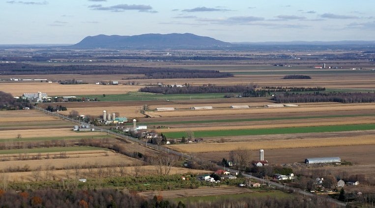 Il rapido degrado dei suoli organici sta interessando sempre di più la Montérégie, una delle principali regioni agricole del Canada. Foto: Axel Drainville Attribution-NonCommercial 2.0 Generic CC BY-NC 2.0 Deed