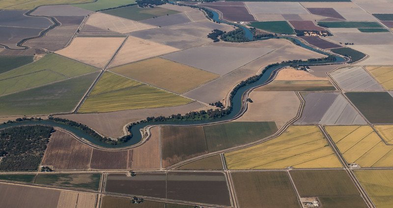 In California's Central Valley, nitrogen contamination poses a significant risk. Photo: DJ Fogbound Attribution-NonCommercial-ShareAlike 2.0 Generic CC BY-NC-SA 2.0 Deed