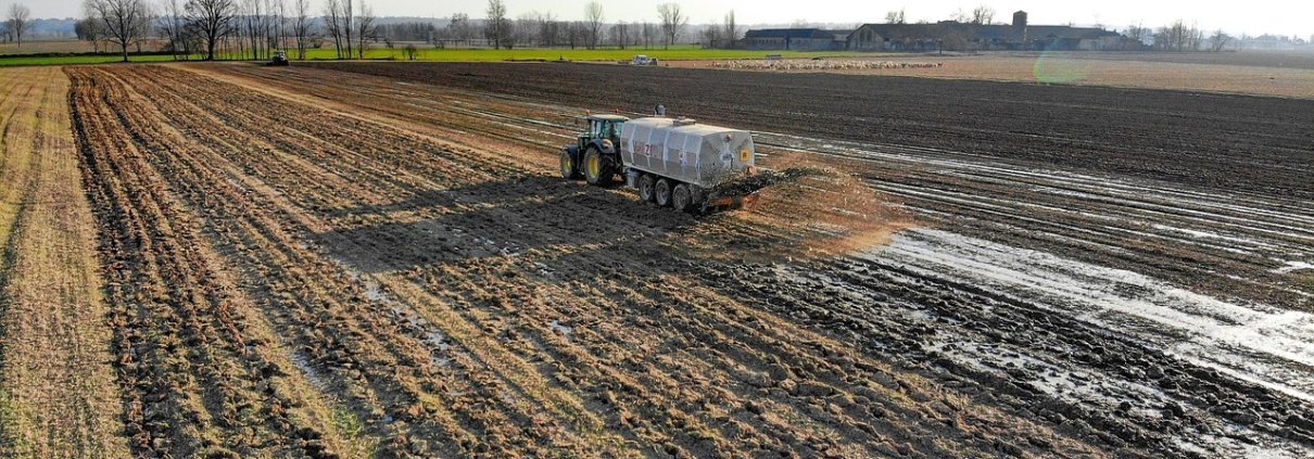 Sfruttare i fanghi di depurazione può portare grandi vantaggi in ambito agricolo. FOTO: Paskvi from Pixabay