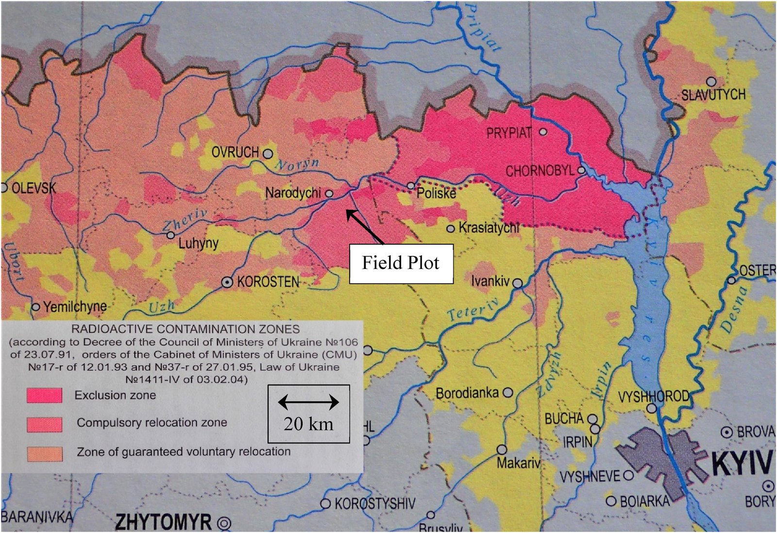 La suddivisione del territorio contaminato attorno a Chernobyl: “Zona di esclusione”, “Zona di ricollocazione obbligatoria” e “Zona di ricollocazione volontaria garantita”. Immagine: J.T. Smith et al., “A protocol for the radiological assessment for agricultural use of land in Ukraine abandoned after the Chornobyl accident”, Journal of Environmental Radioactivity, aprile 2025, 107698, ISSN 0265-931X, https://doi.org/10.1016/j.jenvrad.2025.107698. Attribution 4.0 International CC BY 4.0 Deed