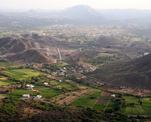 Il territorio nel quale sorgerà l'Aravalli Green Wall in India è da tempo soggetto a una crescente desertificazione a causa dei cambiamenti climatici e delle attività umane. FOTO: TeshTesh via Wikimedia Commons.