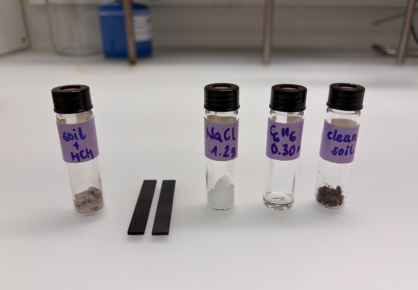 Dai contaminanti del terreno si possono ottenere sostanze innocue come il sale da cucina e altri prodotti preziosi come il benzene. Foto: Patrick Domke / ETH Zurich, per uso non commerciale