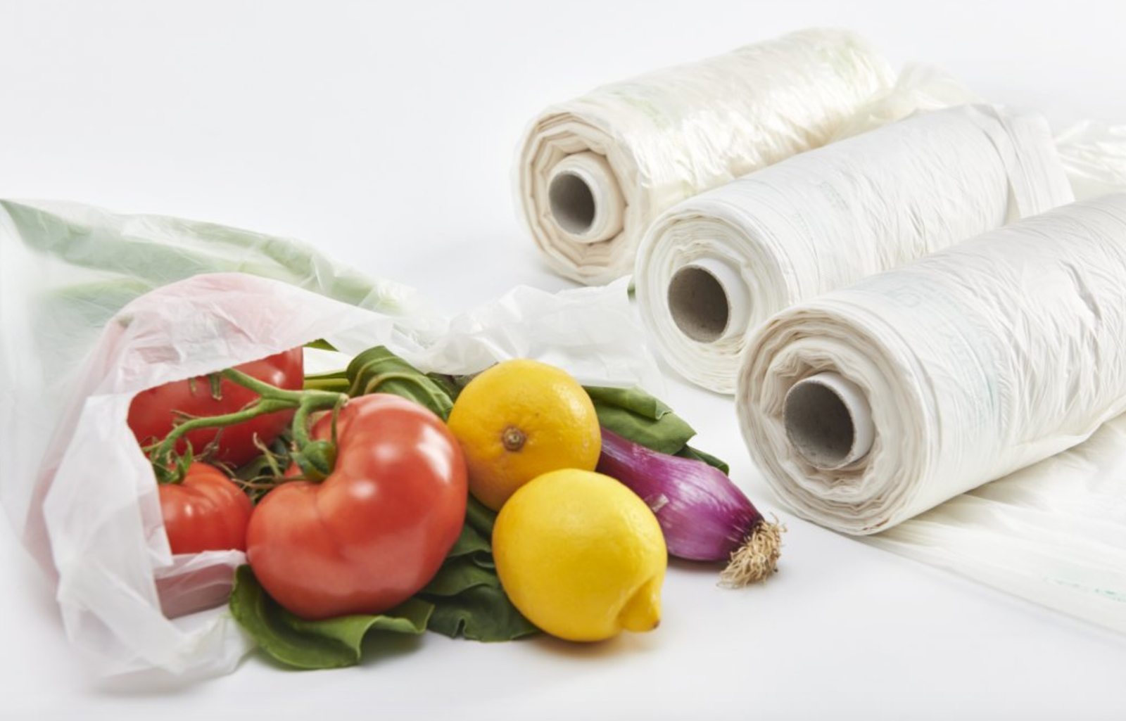 L'utilizzo delle plastiche compostabili, unito a un adeguato sistema impiantistico di gestione del loro fine vita, sarebbe in grado di ridurre l'accumulo globale di rifiuti fino al 65%, secondo uno studio dell'università di Yale.