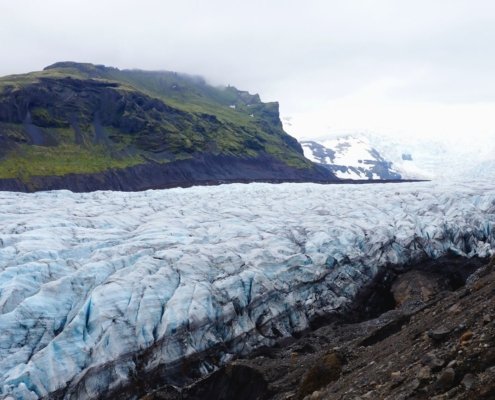 Le micro-sacche d'acqua intrappolate nel ghiaccio accelerano la dissoluzione dei minerali alterando i processi biogeochimici nelle regioni fredde. Foto: PIXNIO public domain Creative Commons Zero CC0 free to use